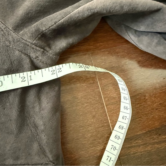 NEVER WORN Real Suede Leather Bomber Jacket - Picture 10 of 16